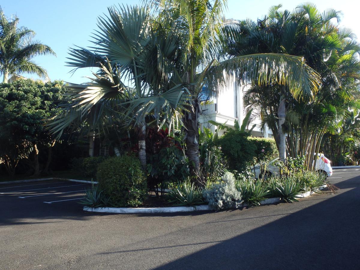 Hotel Residence Le Phoenix Saint Pierre Exterior photo